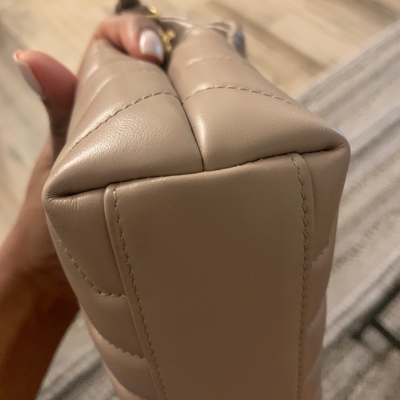 100% authentic YSL toy lou lou Handbag - Picture 8 of 11